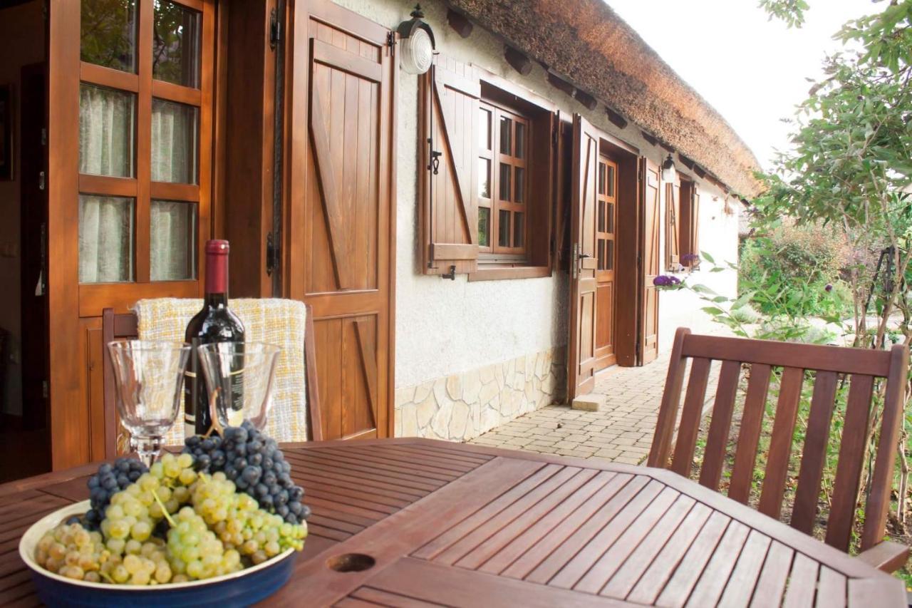 Sweet Cottage Vendeghaz Gyenesdias Ngoại thất bức ảnh
